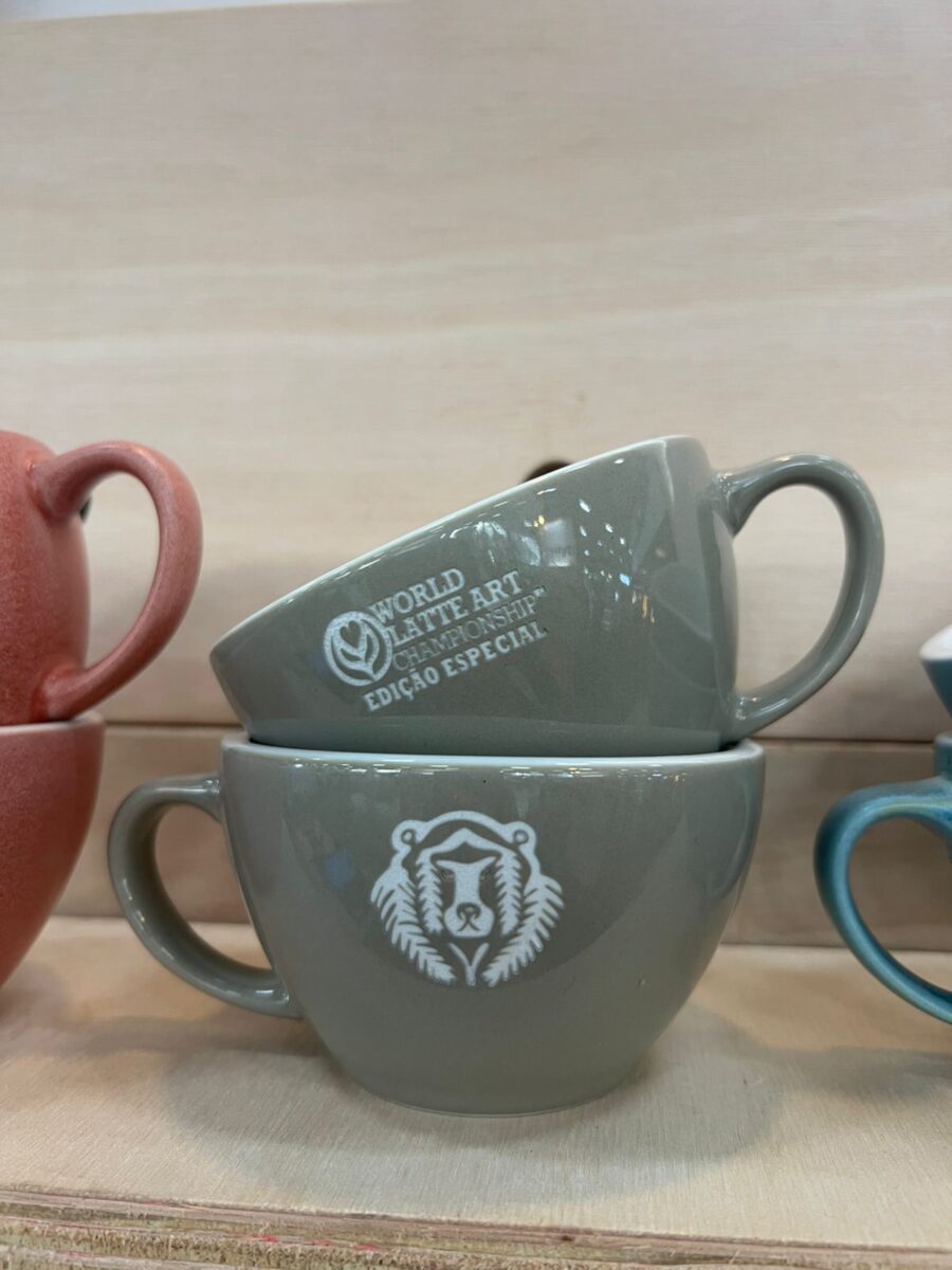 Xícara 300ml Taupe Edição Especial Edu Olimpio